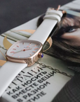 WWOOR Luna® Leather Strap Quartz Watch