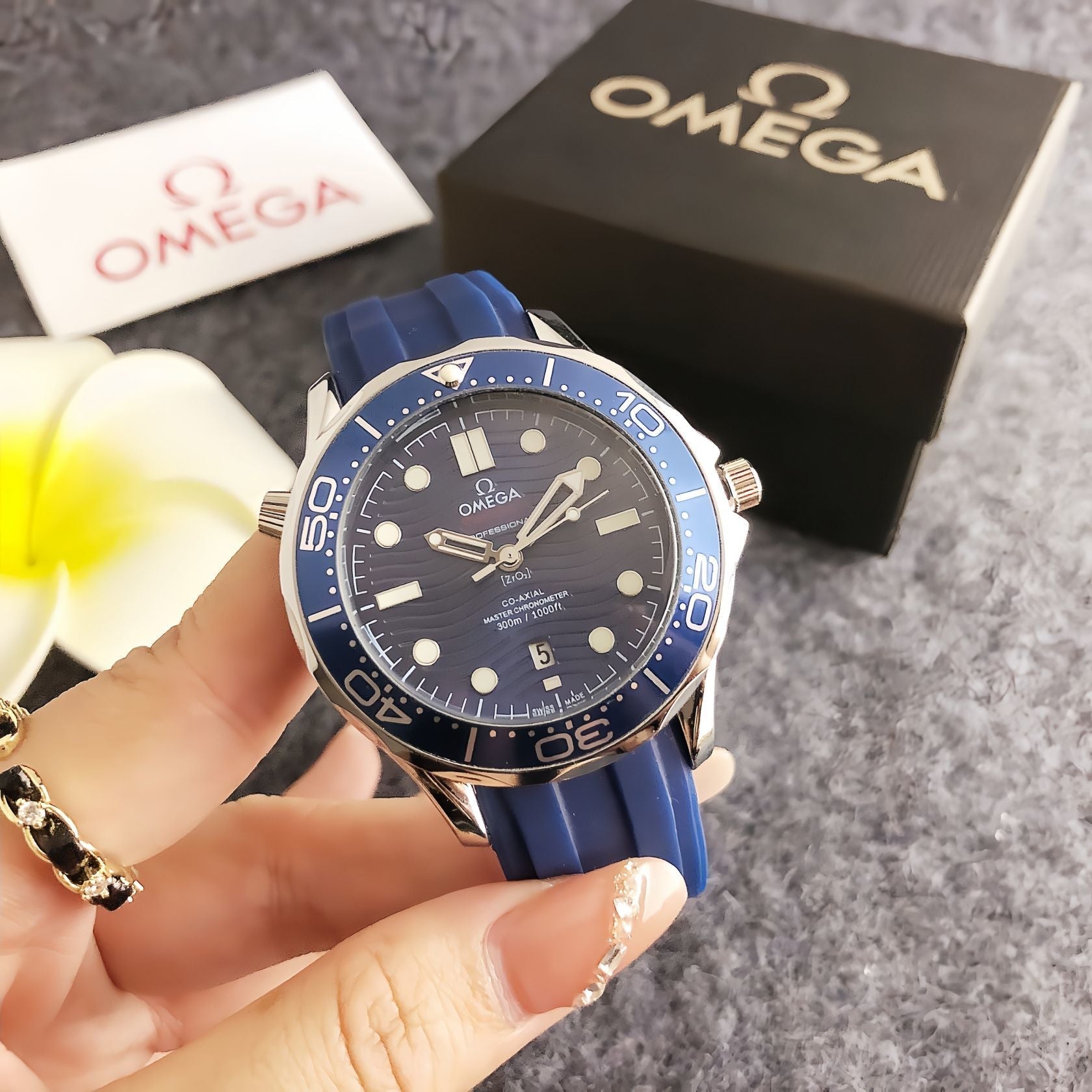 Azure Tide Diver Watch